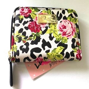 Small Rose Betsey Johnson Wallet